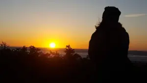 Gisela Jung - Startseite neu 12 Frau Meer Sonnenuntergang